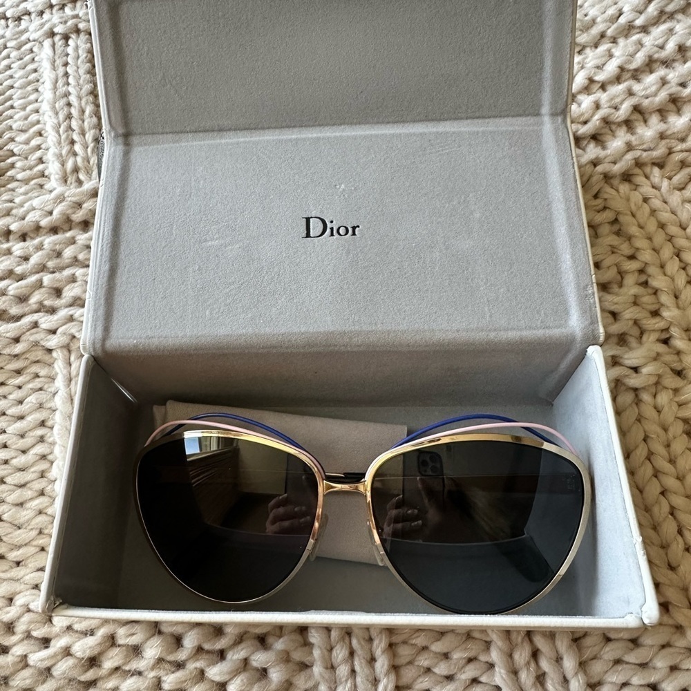 Christian Dior Songe cat eye sunglasses in case - Picture 3 of 10